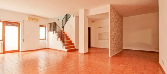 Квартира с 5 комнатами в Рим, Италия № 142334 20