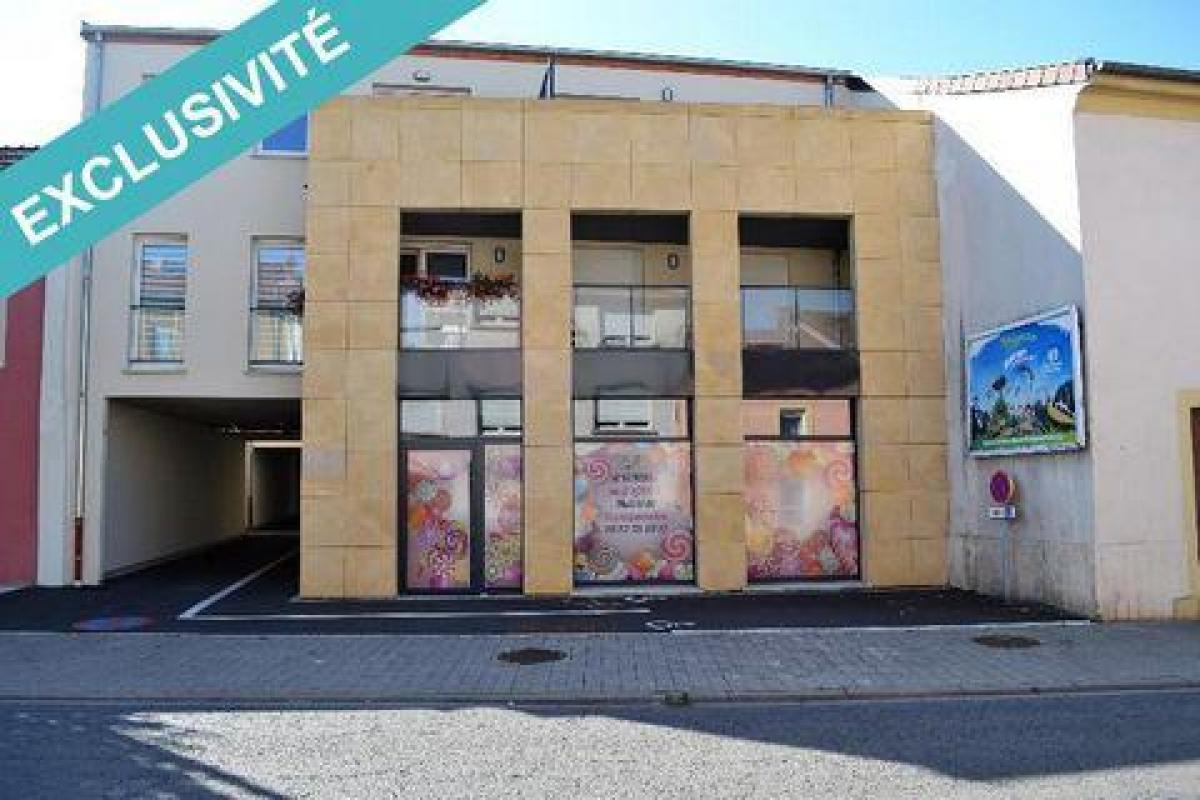  مكتب في Koenigsmacker, France 117متر مربع رقم 17411