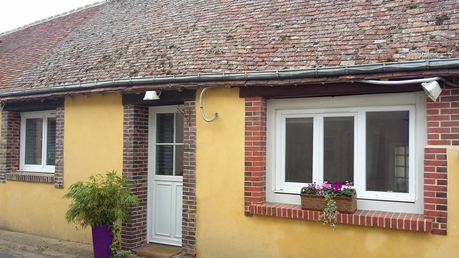 3-Zimmer Gewerbliche Immobilie in Dreux, France, Nr. 58256