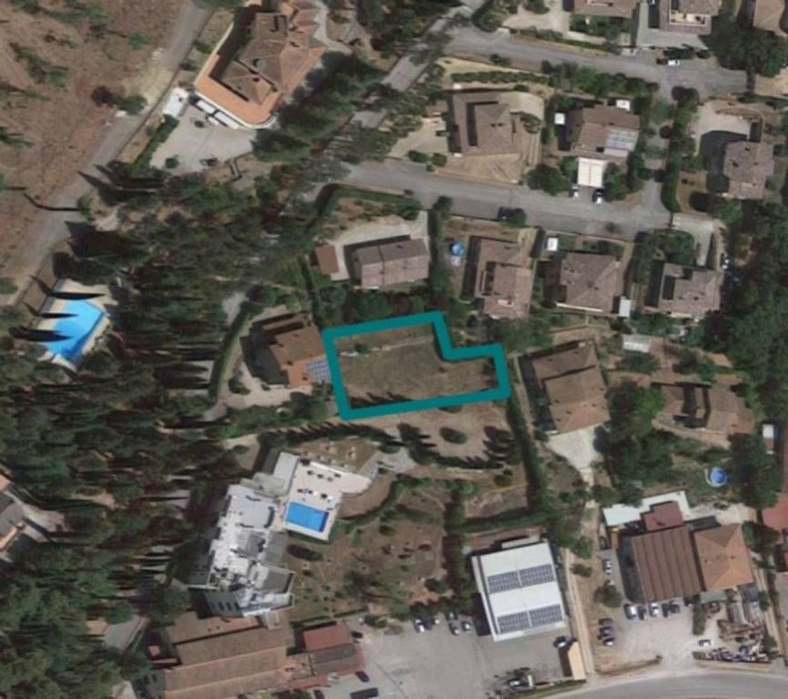 Terreno em Corciano, Italy 1063 m² N.º 372953