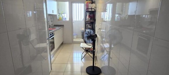 Apartamento de 3 dormitorios en Marbella, Spain No. 176160 11