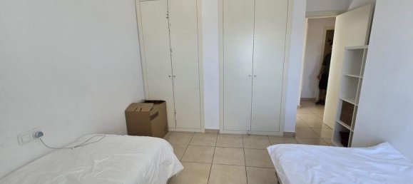 Apartamento de 3 dormitorios en Marbella, Spain No. 176160 13