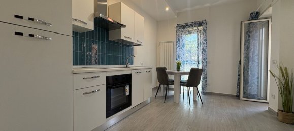 3 rooms Apartment in Terracina, Italy No. 286613 2