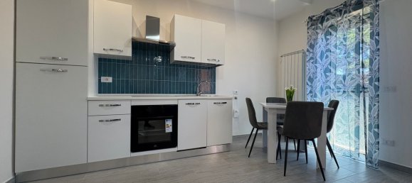 3 rooms Apartment in Terracina, Italy No. 286613 5