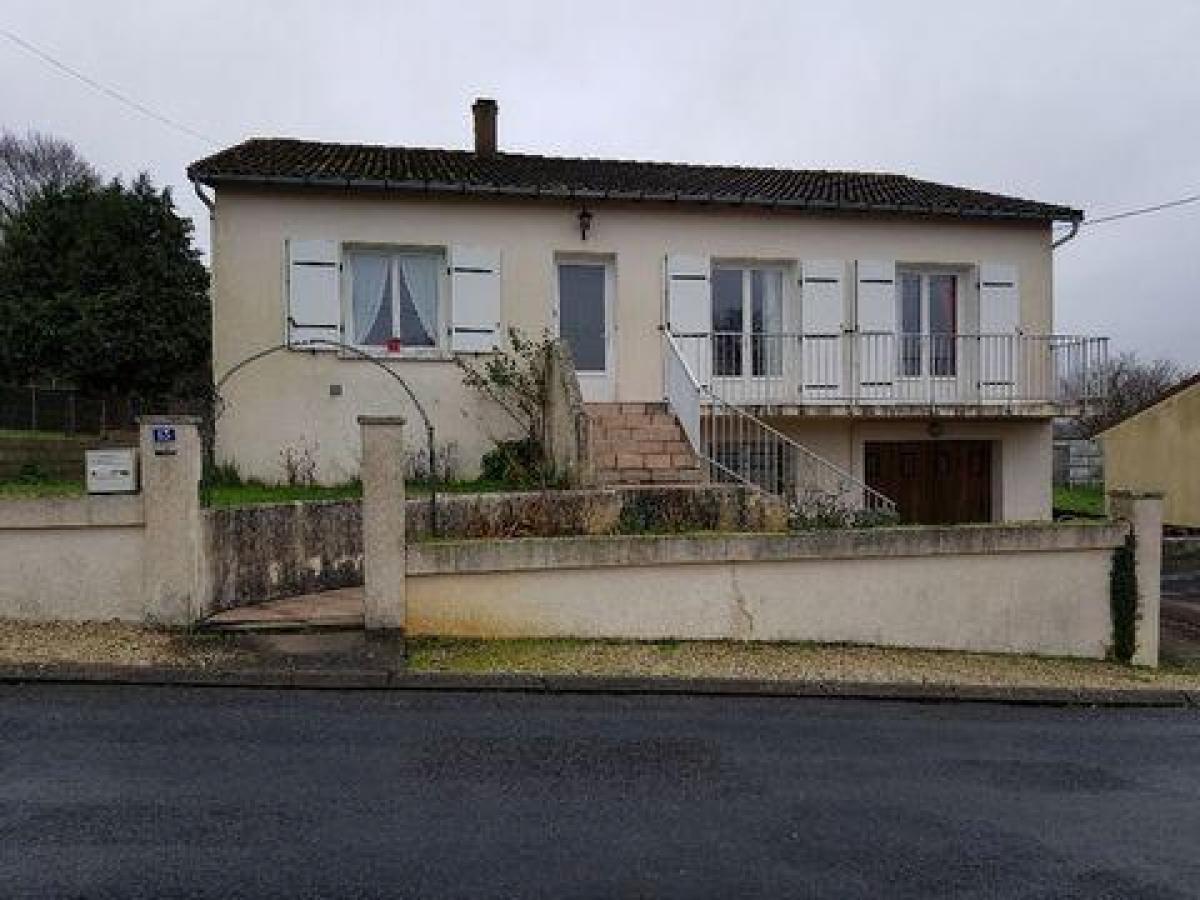 3 Schlafzimmer Haus in Melle, France, Nr. 31099
