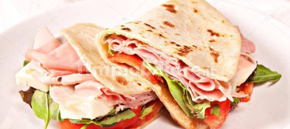 3 rooms Commercial property in Piacenza, Italy No. 223864 22