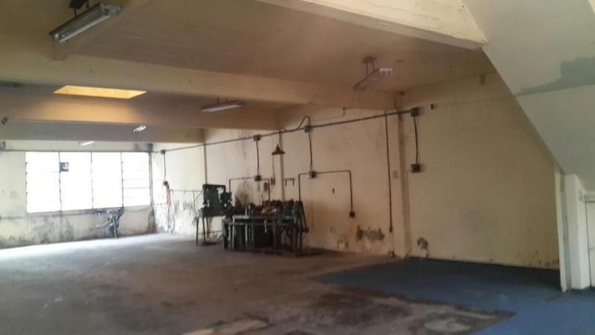 Propiedad comercial en San Isidro, Argentina 304 m² No. 25198