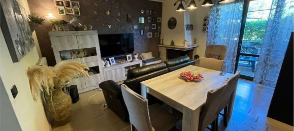 5 rooms Apartment in Cepagatti, Italy No. 293325 4