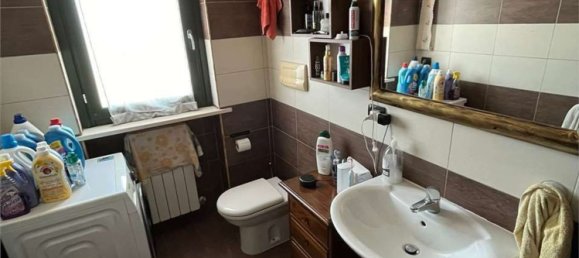 5 rooms Apartment in Cepagatti, Italy No. 293325 10