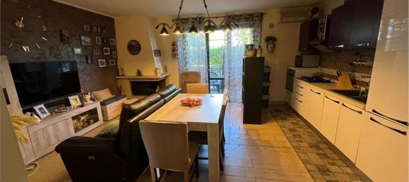 5 rooms Apartment in Cepagatti, Italy No. 293325 3