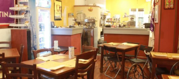 2 rooms Commercial property in Florence, Italy No. 39722 11