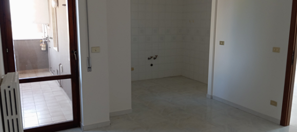 4 rooms Apartment in Brindisi, Italy No. 309803 6