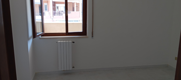 4 rooms Apartment in Brindisi, Italy No. 309803 4