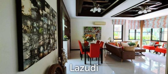 4 bedrooms Cafe / restaurant in Bang Lamung, Thailand No. 15679 9