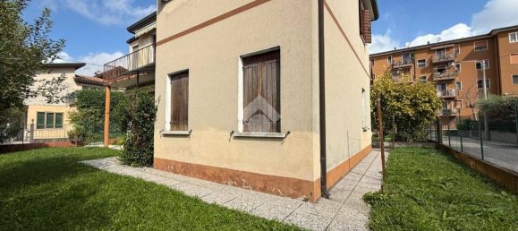 Villa de 2 dormitorios en Venice, Italy No. 326685 29