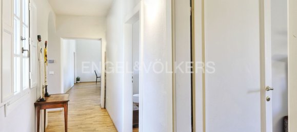 8 rooms Apartment in Lucca, Italy No. 291019 18