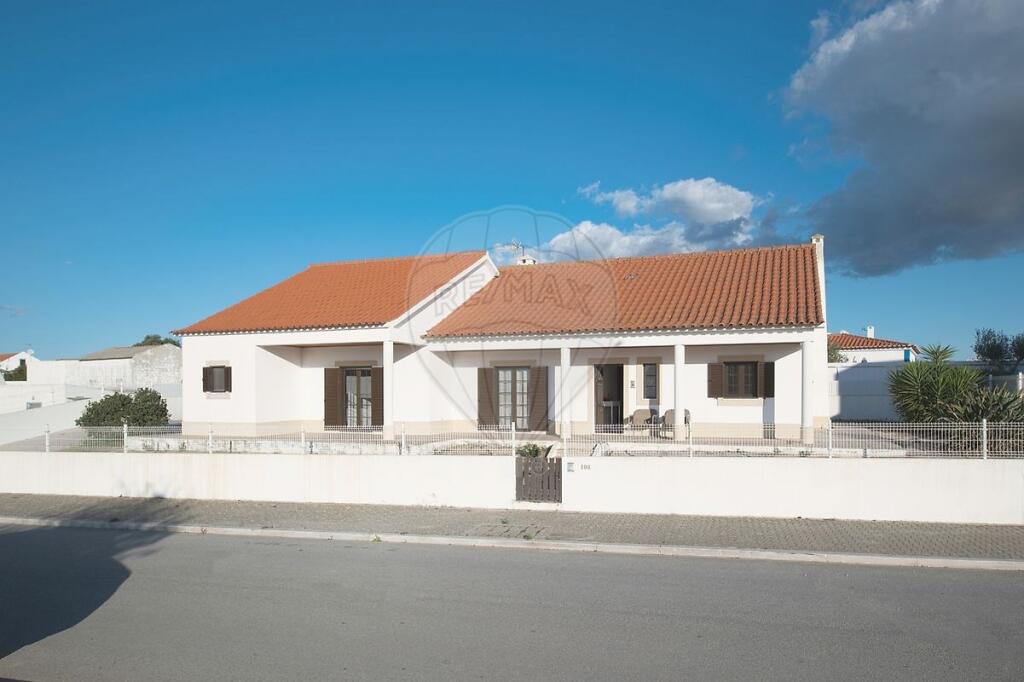 3 bedrooms Villa in Alcacer do Sal, Portugal No. 21984