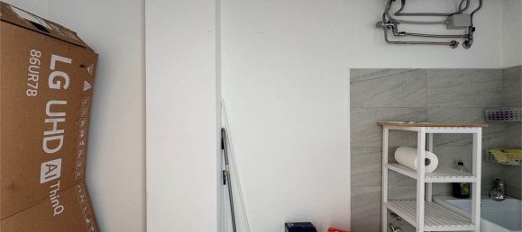 Propiedad comercial de 3 habitaciónes en Cuneo, Italy No. 328968 15