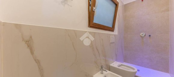 2 chambres Penthouse à Rome, Italy No. 379945 17