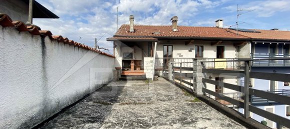 5 rooms House in Cureggio, Italy No. 228234 6