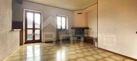 5 rooms House in Cureggio, Italy No. 228234 3