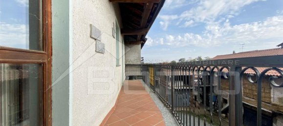 5 rooms House in Cureggio, Italy No. 228234 4