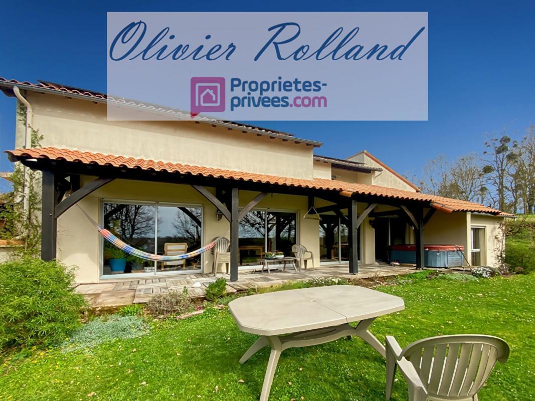 4 bedrooms House in Maine-et-Loire, France No. 100857