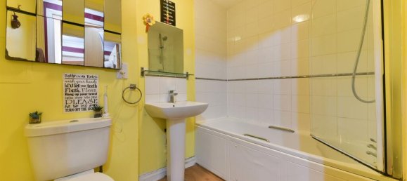 2 chambres Appartement à Feltham, United Kingdom No. 9852 8