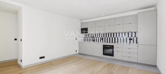 2 bedrooms Apartment in Paris, France No. 149095 5