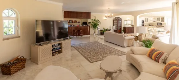 Casa de 6 dormitorios en Albufeira, Portugal No. 101273 5