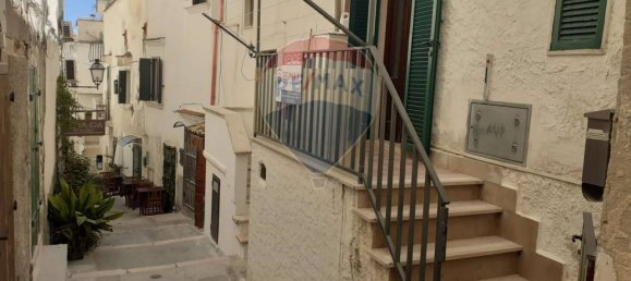 2 bedrooms Apartment in Vieste, Italy No. 277698 2