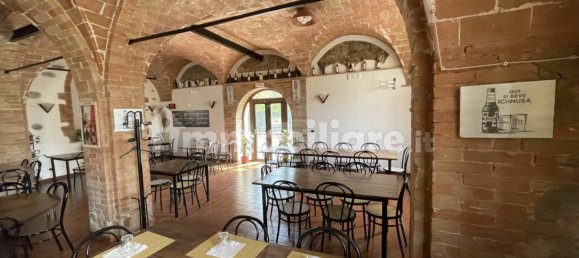 4 Schlafzimmer Haus in Marsciano, Italy, Nr. 76827 3