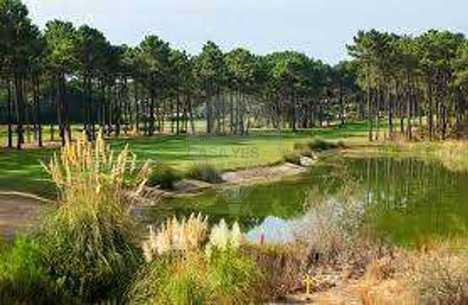 296m² Land in Almada, Portugal No. 76642