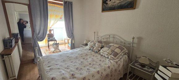 3 bedrooms House in Lesigny, France No. 186780 6