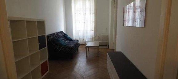 2-salle Appartement à Trieste, Italy No. 230090 6