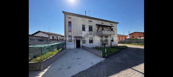 7 rooms Villa in Cividate al Piano, Italy No. 165229 3