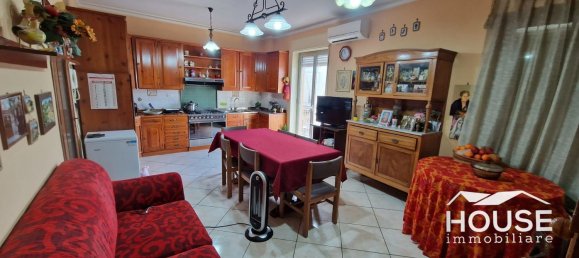 Apartamento de 4 divisões em Paternò, Italy N.º 47941 23