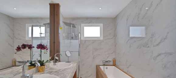 4 bedrooms Villa in Marbella, Spain No. 147573 23