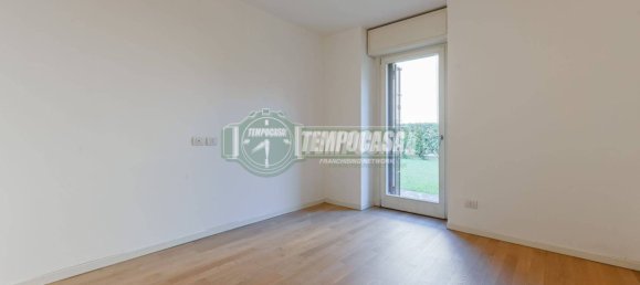 Apartamento de 2 dormitorios en Vimercate, Italy No. 337469 11