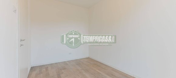 Apartamento de 2 dormitorios en Vimercate, Italy No. 337469 17