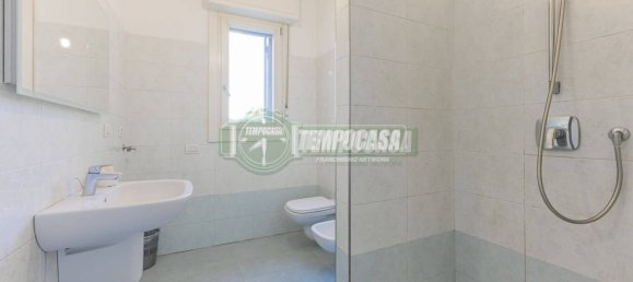Apartamento de 2 dormitorios en Vimercate, Italy No. 337469 19
