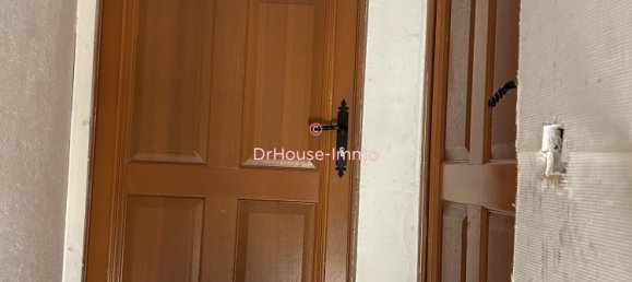 Edificio de 8 habitaciónes en Troyes, France No. 48996 8