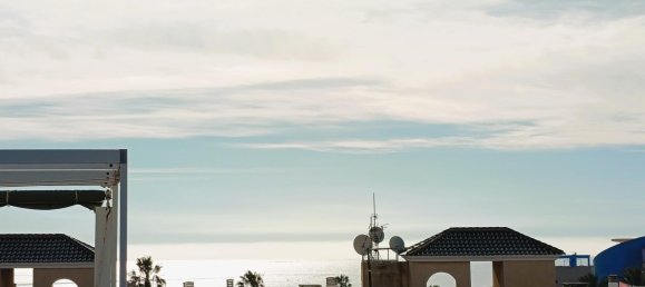 2 dormitorios ático en venta en Cabo Roig, Alicante, Comunidad Valenciana, Spain № 365886 3