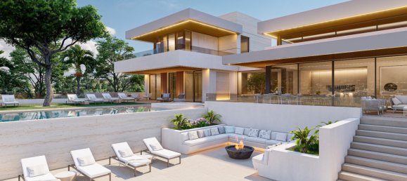 5 bedrooms Villa in Nueva Andalucia, Spain No. 4783 18