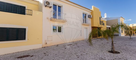 3 bedrooms Villa in Quarteira, Portugal No. 33489 17