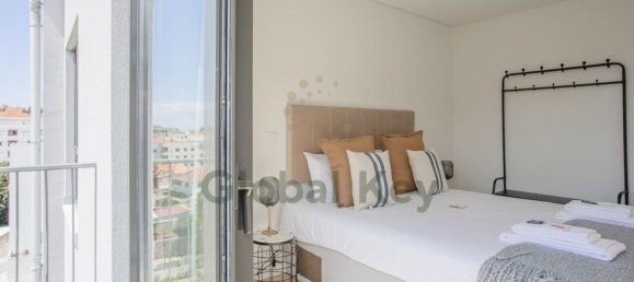 3 bedrooms Apartment in Porto, Portugal No. 97138 7