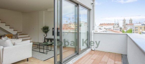 3 bedrooms Apartment in Porto, Portugal No. 97138 9