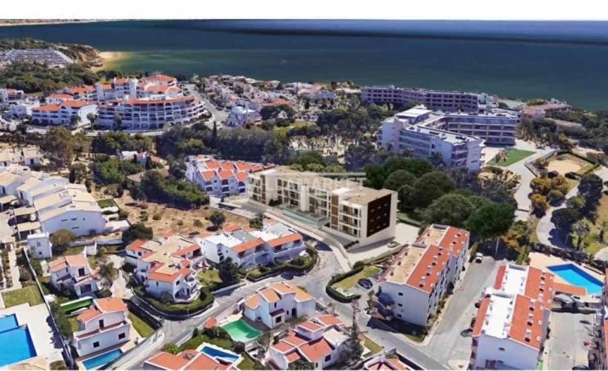 Apartamento de 3 dormitorios en Albufeira, Portugal No. 3656