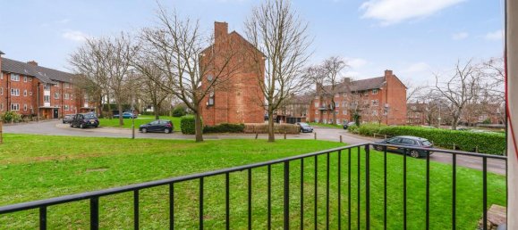 2 bedrooms Apartment in London, United Kingdom No. 9929 12