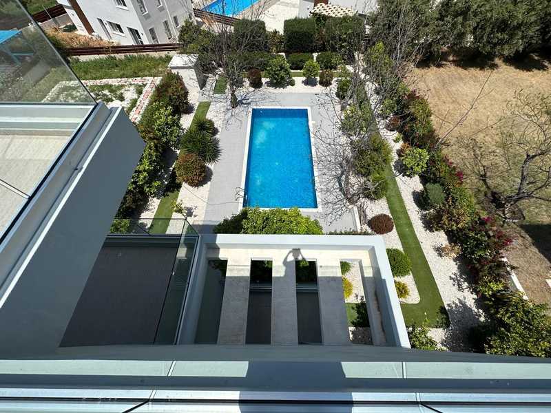 4 bedrooms Villa in Chloraka, Cyprus No. 20364